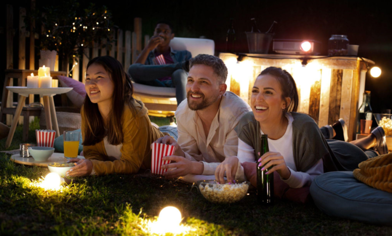10 Creative Ways to Build Community Through Movie Nights with Personalized Gifts