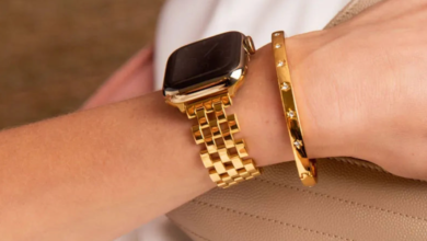 How to Wear an Apple Watch Without Losing Your Style