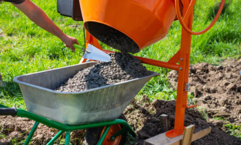 How Long Should I Mix Concrete in a Cement Mixer?
