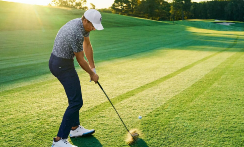 Why Custom Embroidered Golf Apparel Enhances Player Performance