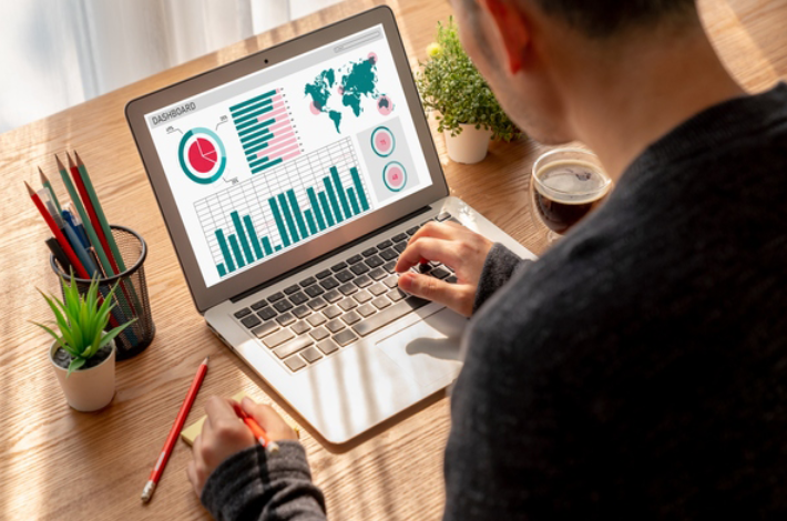 Empowering German-Speaking SMEs: Digital Growth with ELM UX