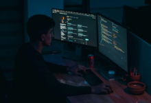 Scaling Front-End: A Guide to Distributed Team Collaboration, Code Review and CI/CD