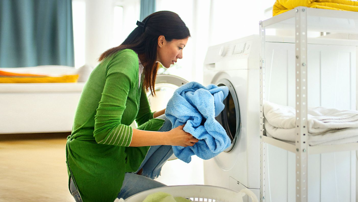 Why Are Shop Towels the Best Solution for Your Wiping Needs?