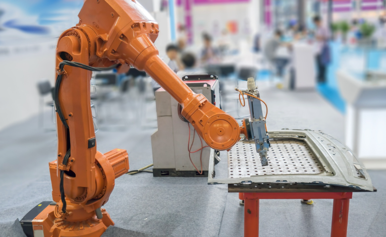 Revolutionizing Manufacturing with Precision and Efficiency