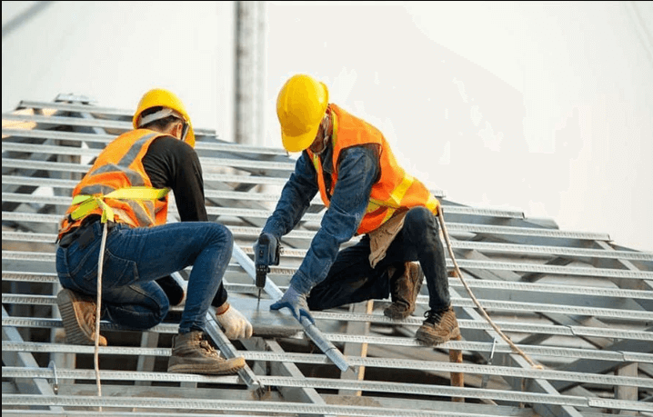 Ways A Strong Commercial Roof Keeps Business Operations On Track in Escondido