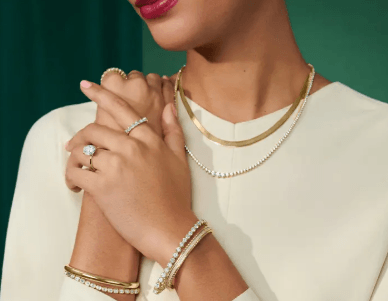 Jewellery for People with Metal Allergies: Natural and Safe Material Choices